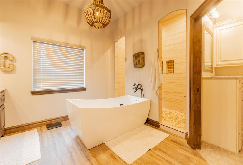 3 Bedrooms Bedrooms, ,2 BathroomsBathrooms,Residential,Single Family,3310,1,131750