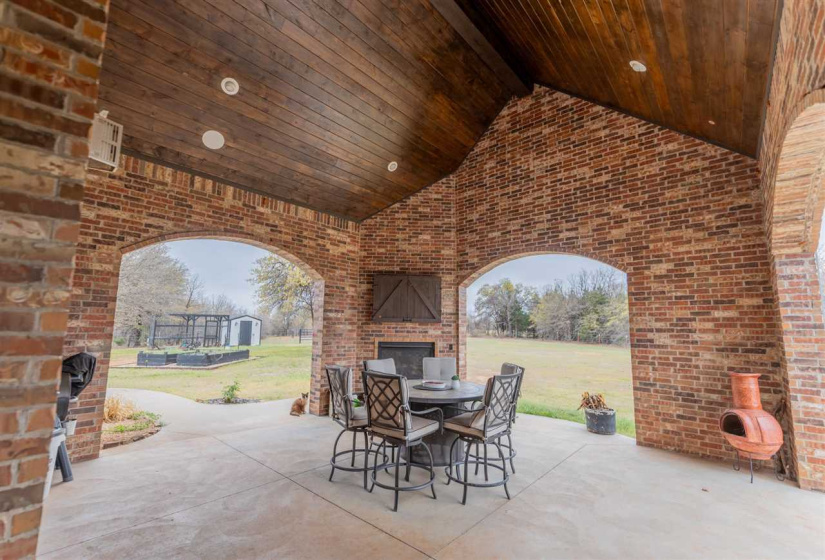 3 Bedrooms Bedrooms, ,2 BathroomsBathrooms,Residential,Single Family,3310,1,131750