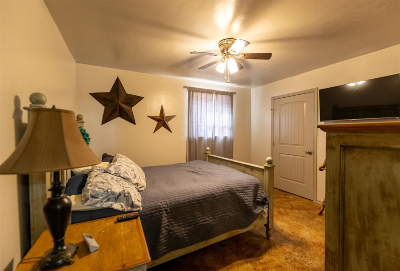 3 Bedrooms Bedrooms, ,2 BathroomsBathrooms,Residential,Single Family,3310,1,131750