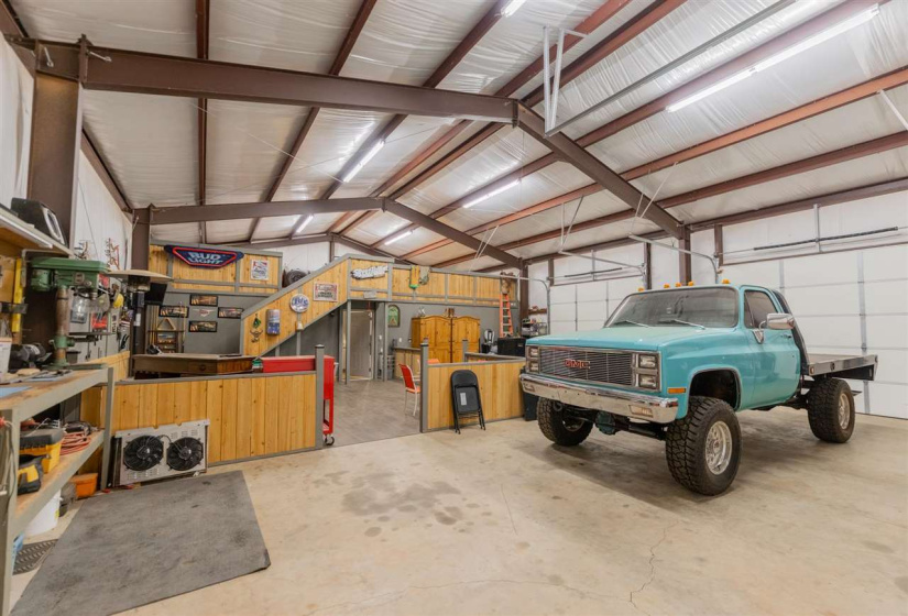 3 Bedrooms Bedrooms, ,2 BathroomsBathrooms,Residential,Single Family,3310,1,131750