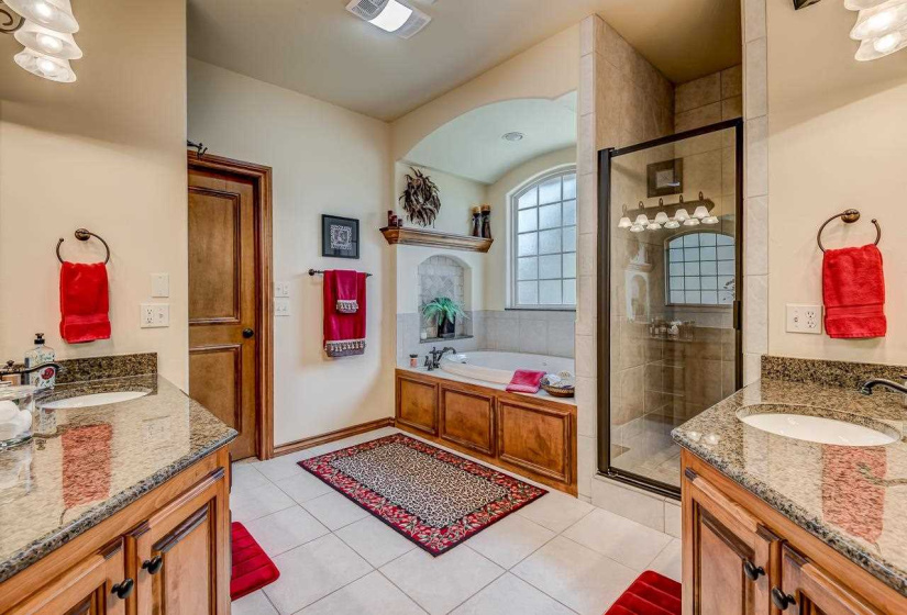 4 Bedrooms Bedrooms, ,3 BathroomsBathrooms,Residential,Single Family,Scissortail,2,131751