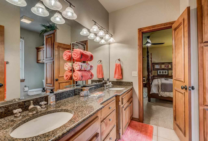 4 Bedrooms Bedrooms, ,3 BathroomsBathrooms,Residential,Single Family,Scissortail,2,131751