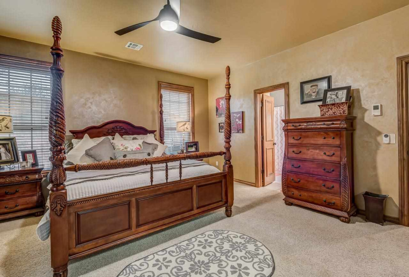4 Bedrooms Bedrooms, ,3 BathroomsBathrooms,Residential,Single Family,Scissortail,2,131751