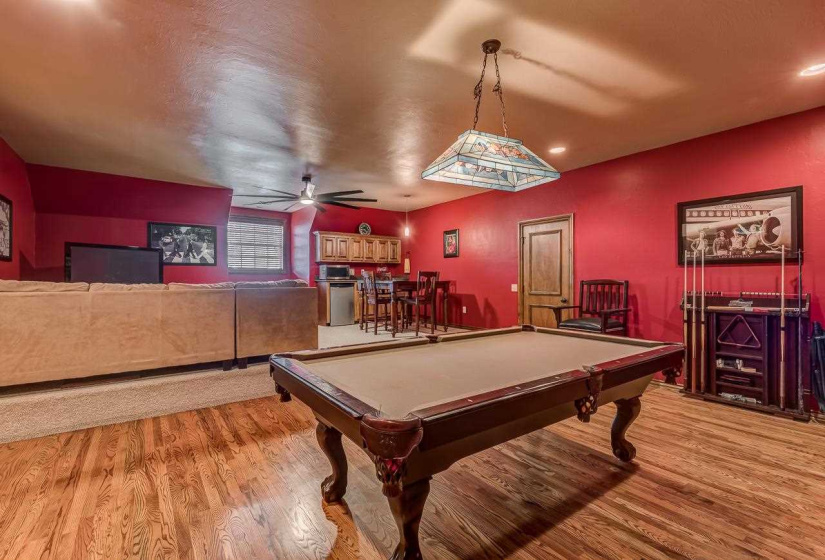 4 Bedrooms Bedrooms, ,3 BathroomsBathrooms,Residential,Single Family,Scissortail,2,131751