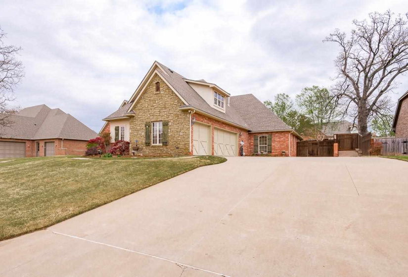 4 Bedrooms Bedrooms, ,3 BathroomsBathrooms,Residential,Single Family,Scissortail,2,131751