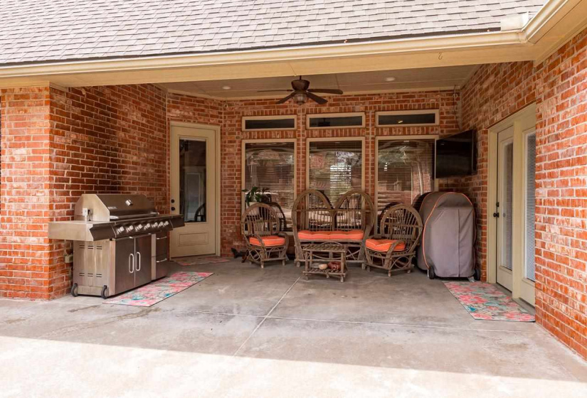 4 Bedrooms Bedrooms, ,3 BathroomsBathrooms,Residential,Single Family,Scissortail,2,131751