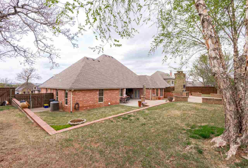 4 Bedrooms Bedrooms, ,3 BathroomsBathrooms,Residential,Single Family,Scissortail,2,131751
