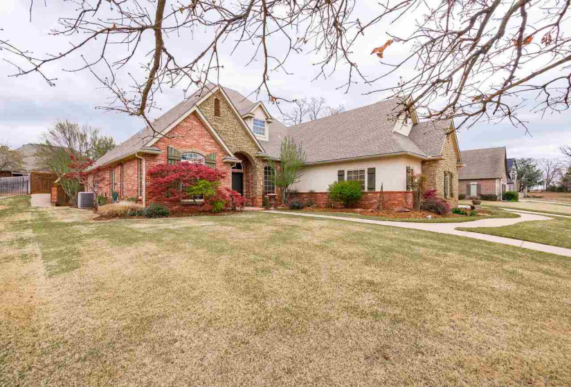 4 Bedrooms Bedrooms, ,3 BathroomsBathrooms,Residential,Single Family,Scissortail,2,131751