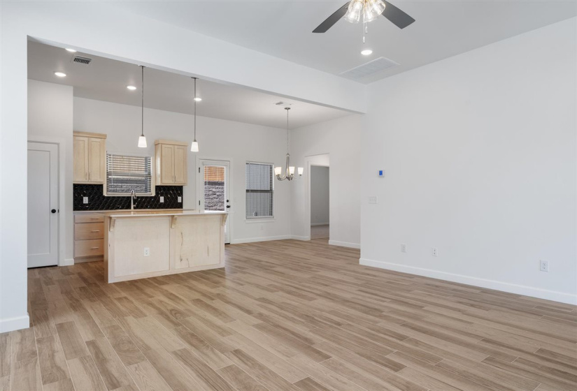 3 Bedrooms Bedrooms, ,2 BathroomsBathrooms,Residential,Single Family,Bowling,1,131760