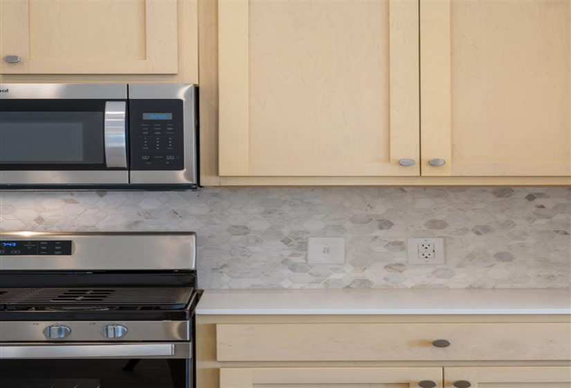 3 Bedrooms Bedrooms, ,2 BathroomsBathrooms,Residential,Single Family,Bowling,1,131761
