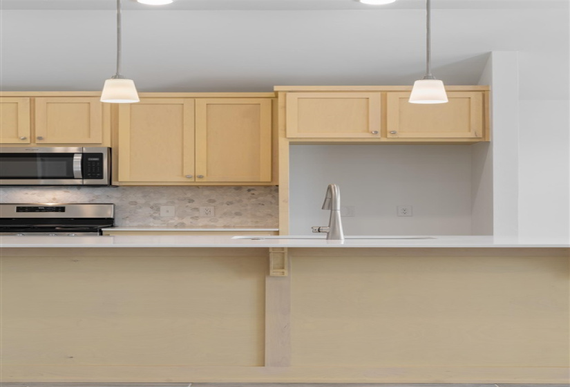 3 Bedrooms Bedrooms, ,2 BathroomsBathrooms,Residential,Single Family,Bowling,1,131761