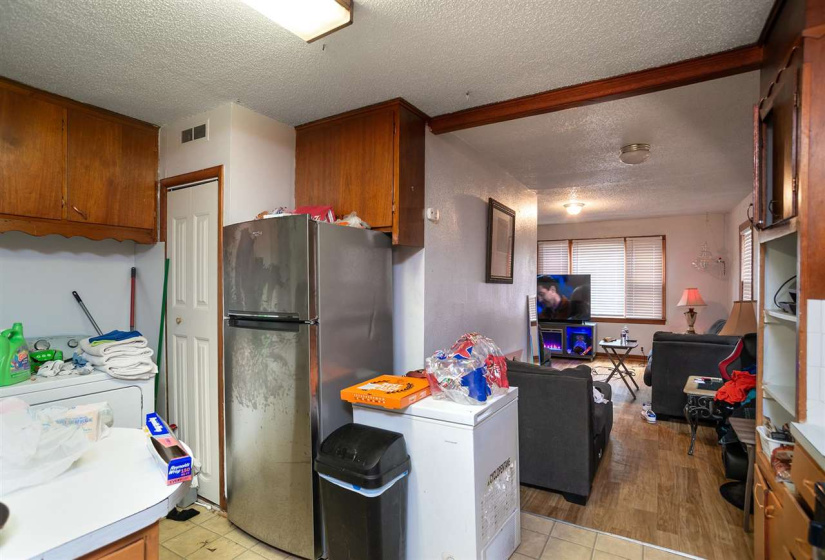 6 BathroomsBathrooms,Multi-family,Other,Lowry,1,131771