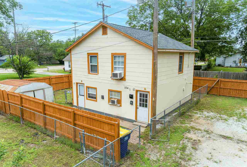 6 BathroomsBathrooms,Multi-family,Other,Lowry,1,131771