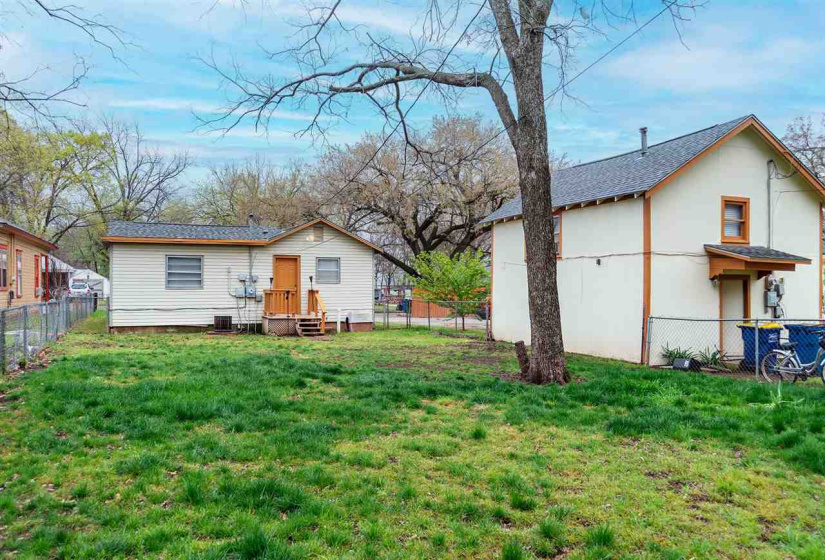 6 BathroomsBathrooms,Multi-family,Other,Lowry,1,131771