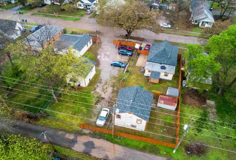 6 BathroomsBathrooms,Multi-family,Other,Lowry,1,131771