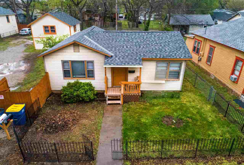 6 BathroomsBathrooms,Multi-family,Other,Lowry,1,131771