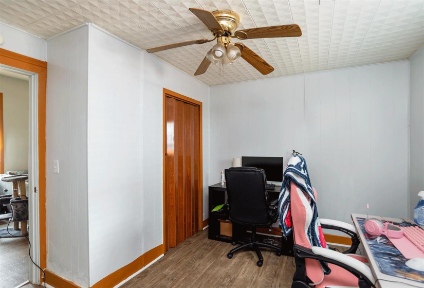 6 BathroomsBathrooms,Multi-family,Other,Lowry,1,131771