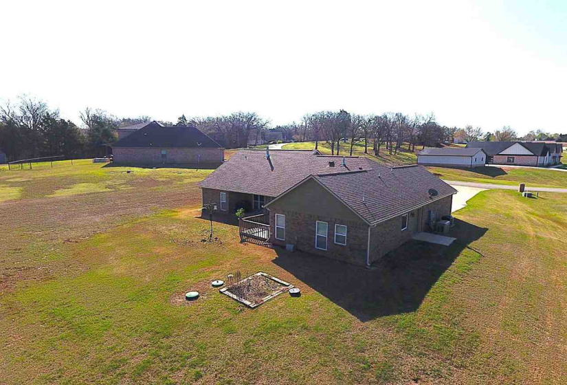 3 Bedrooms Bedrooms, ,2 BathroomsBathrooms,Residential,Single Family,Churchill Downs,1,131770