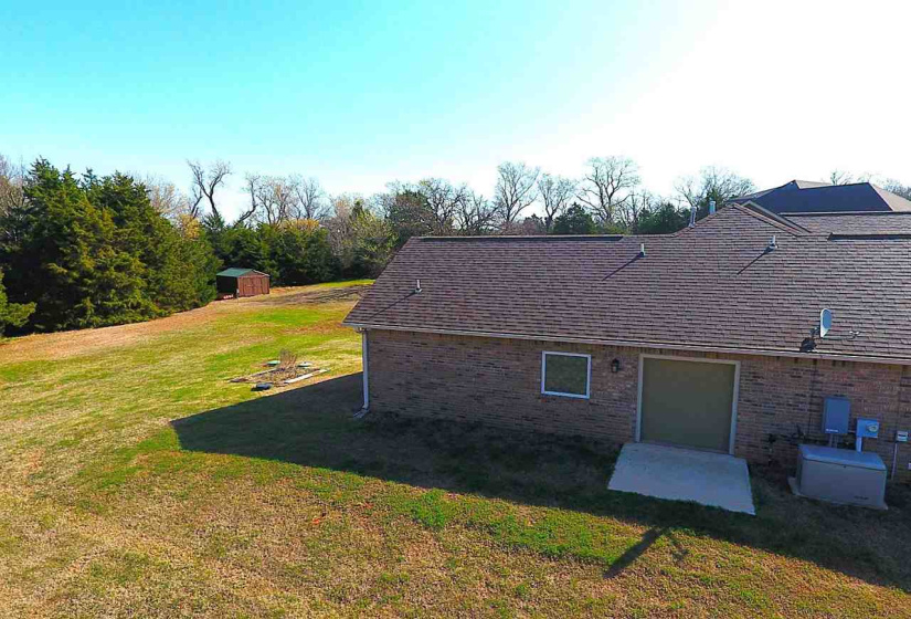 3 Bedrooms Bedrooms, ,2 BathroomsBathrooms,Residential,Single Family,Churchill Downs,1,131770