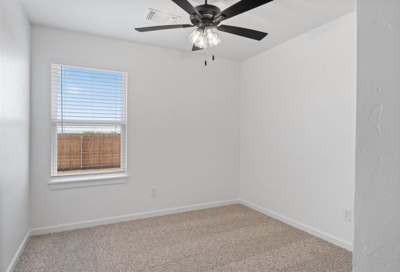 4 Bedrooms Bedrooms, ,2 BathroomsBathrooms,Residential,Single Family,Bowling,1,131775