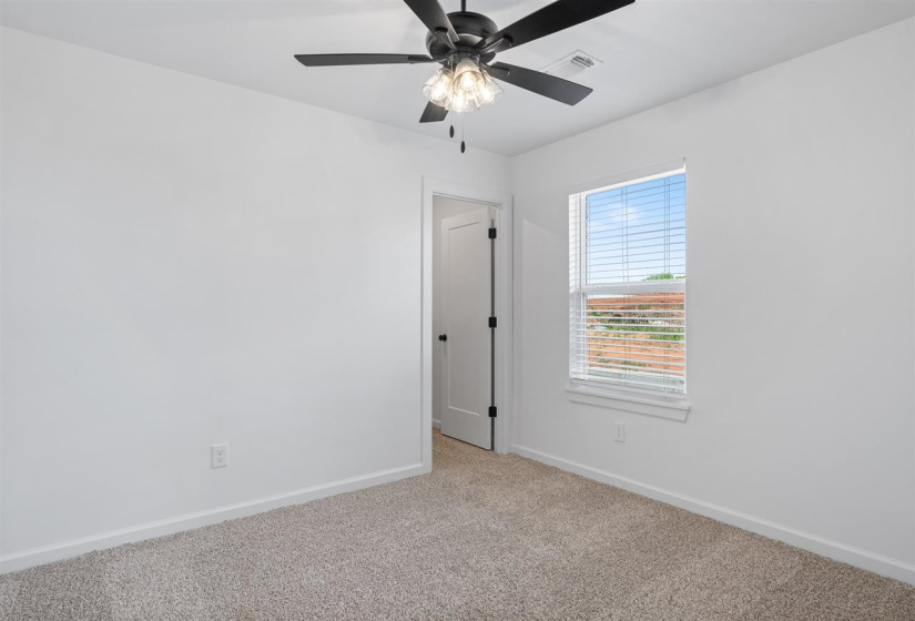 4 Bedrooms Bedrooms, ,2 BathroomsBathrooms,Residential,Single Family,Bowling,1,131775