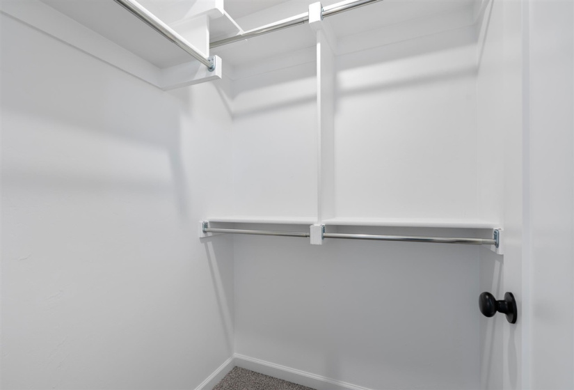 4 Bedrooms Bedrooms, ,2 BathroomsBathrooms,Residential,Single Family,Bowling,1,131775