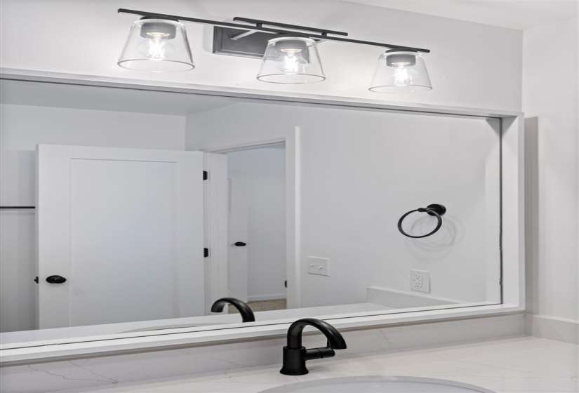 4 Bedrooms Bedrooms, ,2 BathroomsBathrooms,Residential,Single Family,Bowling,1,131775