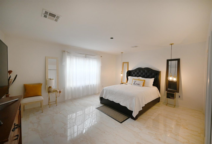 5 Bedrooms Bedrooms, ,2 BathroomsBathrooms,Residential,Single Family,Jardot,1,131780