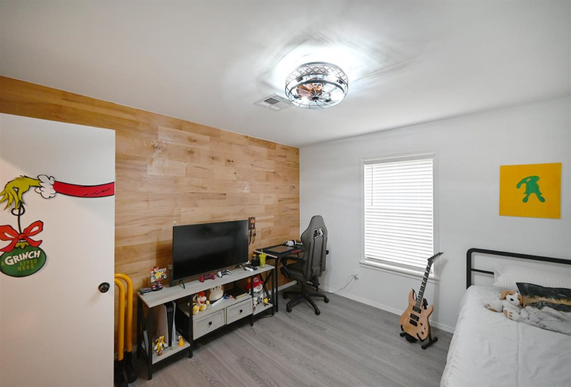 5 Bedrooms Bedrooms, ,2 BathroomsBathrooms,Residential,Single Family,Jardot,1,131780