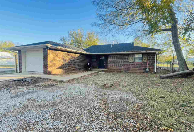 3 Bedrooms Bedrooms, 0 ,1 BathroomBathrooms,Residential,Single Family,Greenlee,1,131782