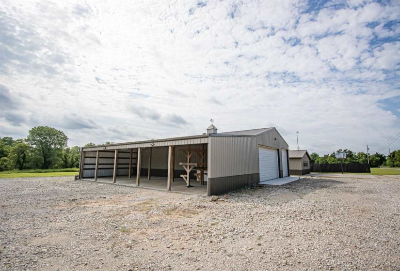 3 Bedrooms Bedrooms, ,3 BathroomsBathrooms,Residential,Single Family,Amanda,1,131785