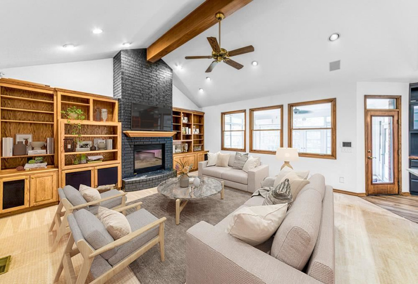4 Bedrooms Bedrooms, ,3 BathroomsBathrooms,Residential,Single Family,Deer Crossing,1.5,131787
