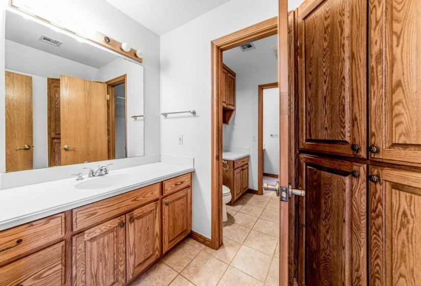 4 Bedrooms Bedrooms, ,3 BathroomsBathrooms,Residential,Single Family,Deer Crossing,1.5,131787