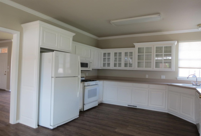 3 Bedrooms Bedrooms, ,2 BathroomsBathrooms,Residential,Single Family,Windsor,1,131788
