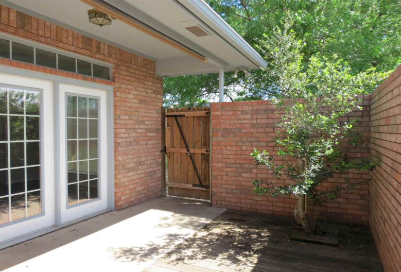 3 Bedrooms Bedrooms, ,2 BathroomsBathrooms,Residential,Single Family,Windsor,1,131788