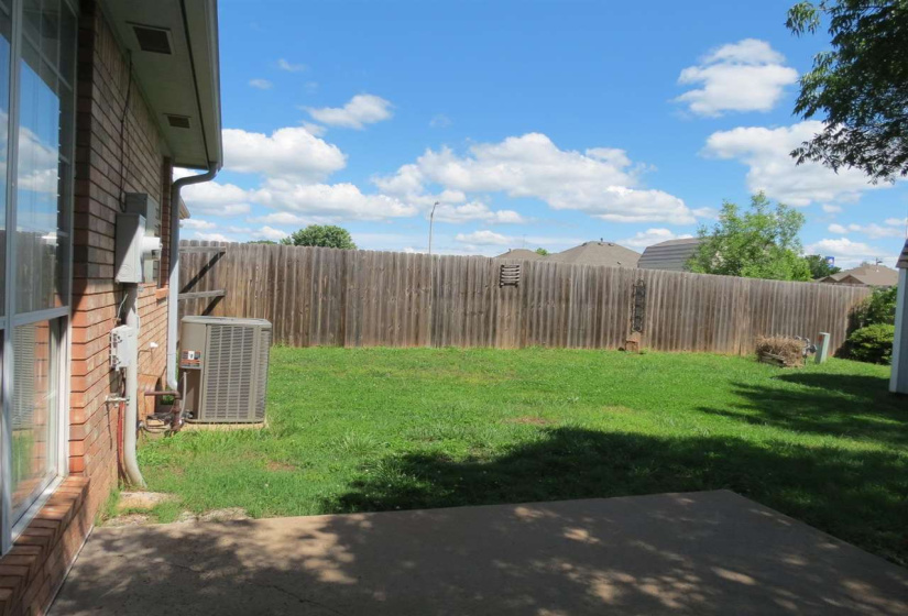 3 Bedrooms Bedrooms, ,2 BathroomsBathrooms,Residential,Single Family,Windsor,1,131788