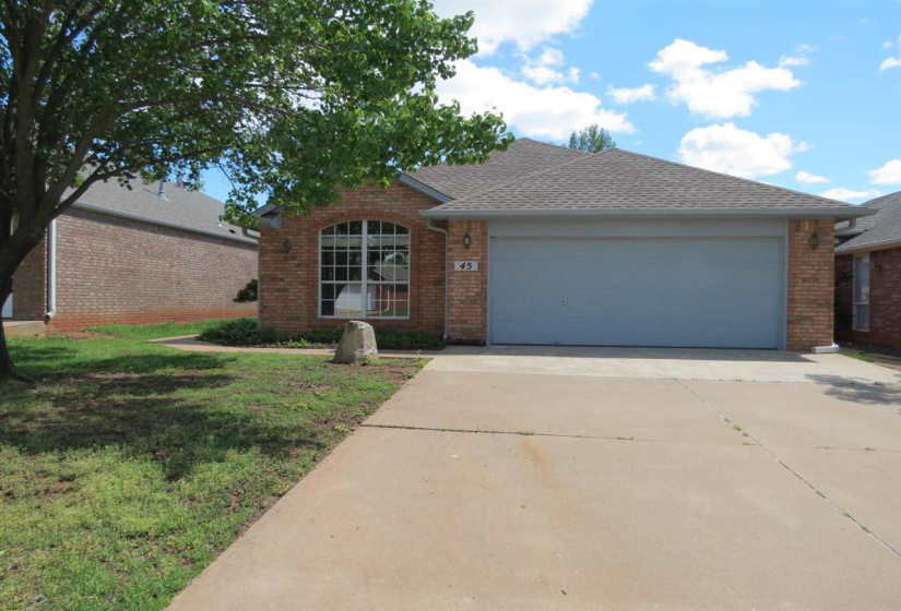 3 Bedrooms Bedrooms, ,2 BathroomsBathrooms,Residential,Single Family,Windsor,1,131788