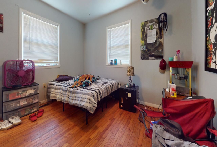 3 Bedrooms Bedrooms, ,2 BathroomsBathrooms,Residential,Single Family,Cedar,1,131790