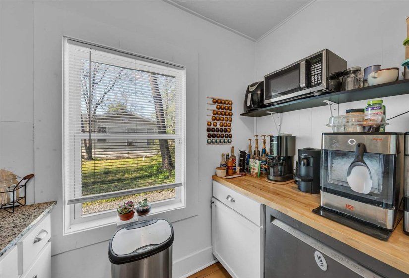 2 Bedrooms Bedrooms, ,1 BathroomBathrooms,Residential,Single Family,Perkins,1,131800