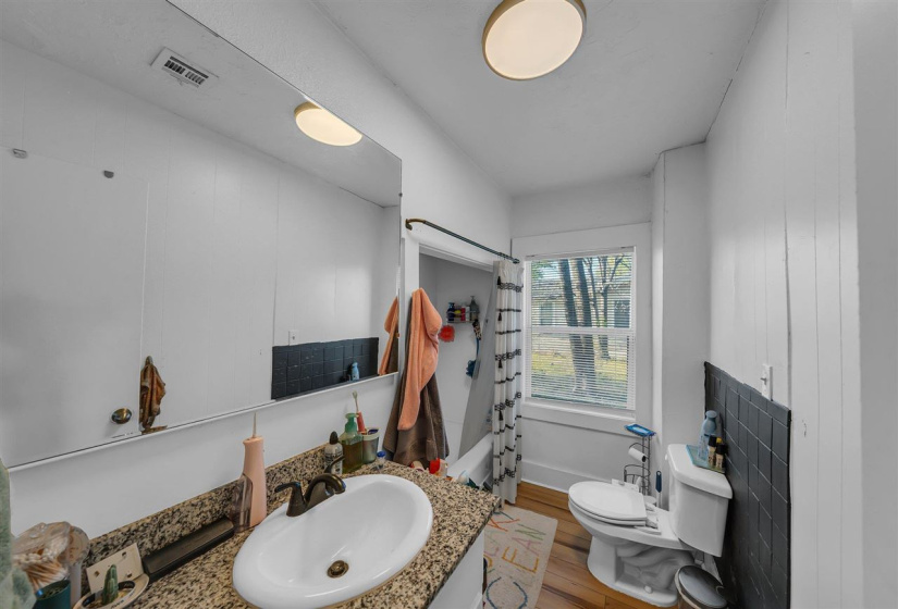 2 Bedrooms Bedrooms, ,1 BathroomBathrooms,Residential,Single Family,Perkins,1,131800