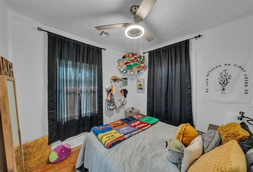 2 Bedrooms Bedrooms, ,1 BathroomBathrooms,Residential,Single Family,Perkins,1,131800