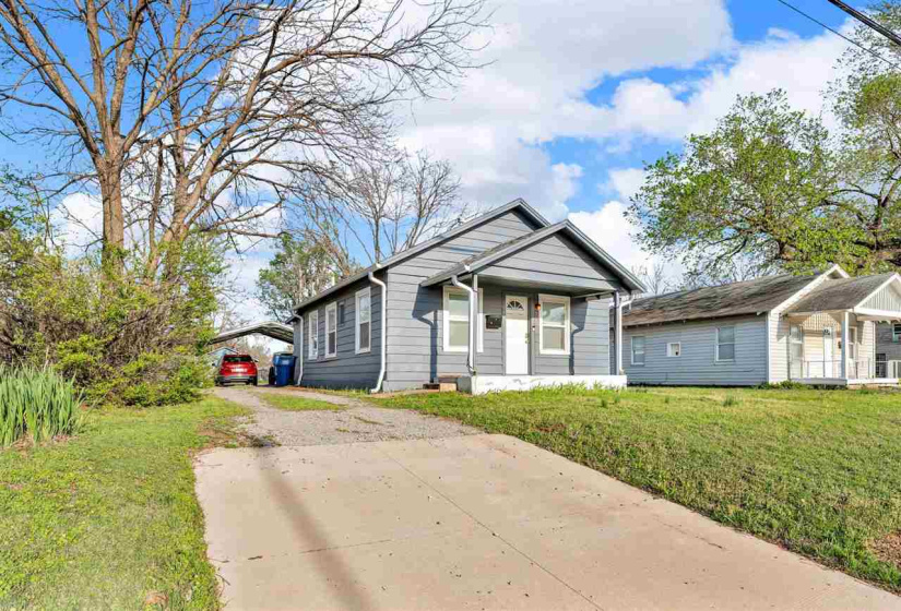 2 Bedrooms Bedrooms, ,1 BathroomBathrooms,Residential,Single Family,Perkins,1,131800