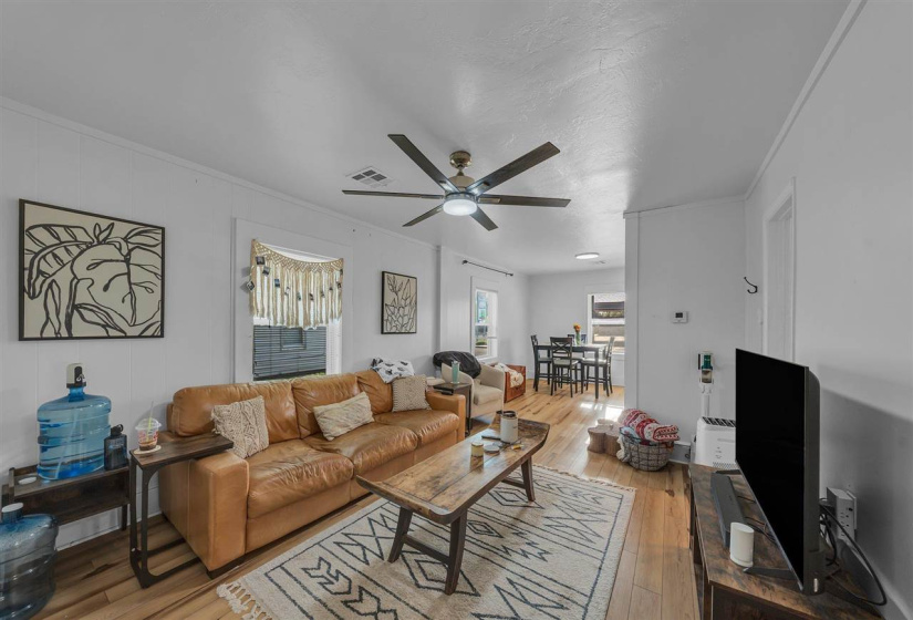 2 Bedrooms Bedrooms, ,1 BathroomBathrooms,Residential,Single Family,Perkins,1,131800