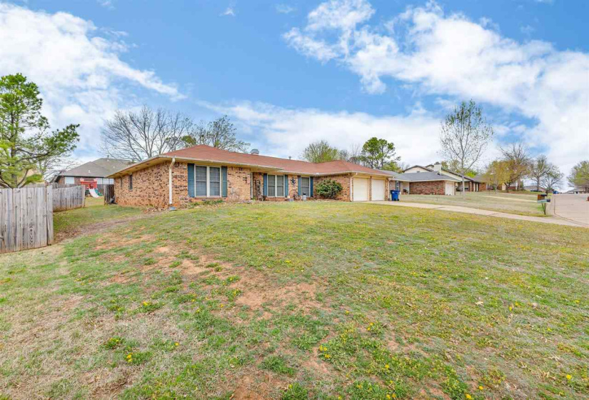 4 Bedrooms Bedrooms, ,2 BathroomsBathrooms,Residential,Single Family,Mansfield,1,131804