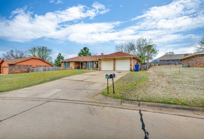 4 Bedrooms Bedrooms, ,2 BathroomsBathrooms,Residential,Single Family,Mansfield,1,131804
