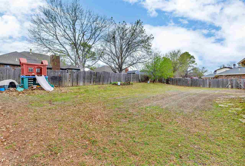 4 Bedrooms Bedrooms, ,2 BathroomsBathrooms,Residential,Single Family,Mansfield,1,131804