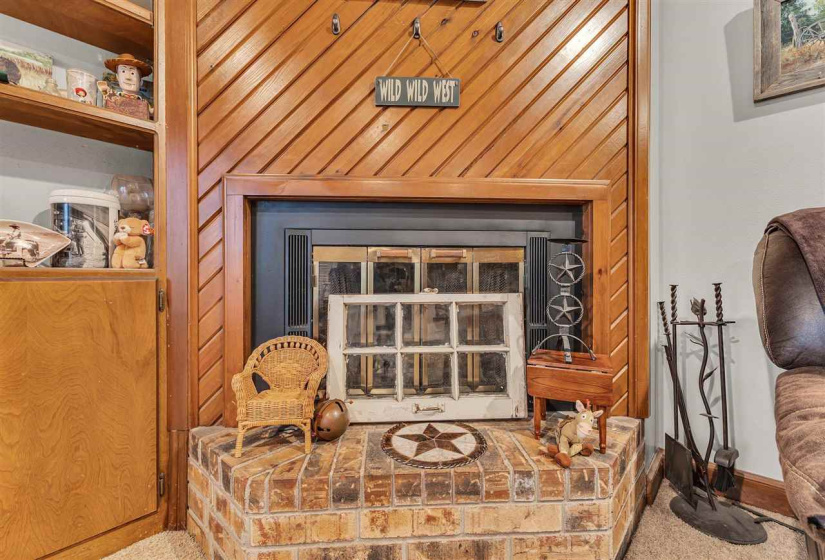 4 Bedrooms Bedrooms, ,2 BathroomsBathrooms,Residential,Single Family,Mansfield,1,131804