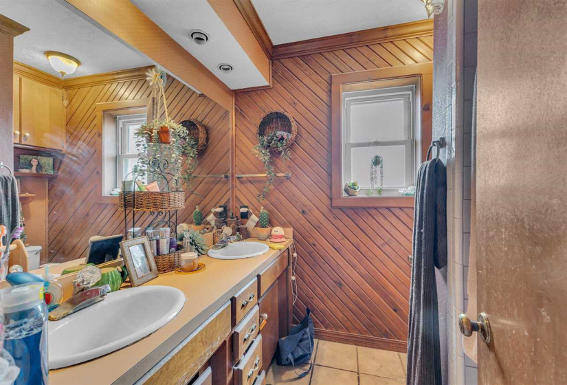4 Bedrooms Bedrooms, ,2 BathroomsBathrooms,Residential,Single Family,Mansfield,1,131804