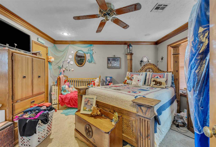 4 Bedrooms Bedrooms, ,2 BathroomsBathrooms,Residential,Single Family,Mansfield,1,131804