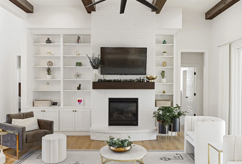 4 Bedrooms Bedrooms, ,3 BathroomsBathrooms,Residential,Single Family,Nightfall,1.5,131805